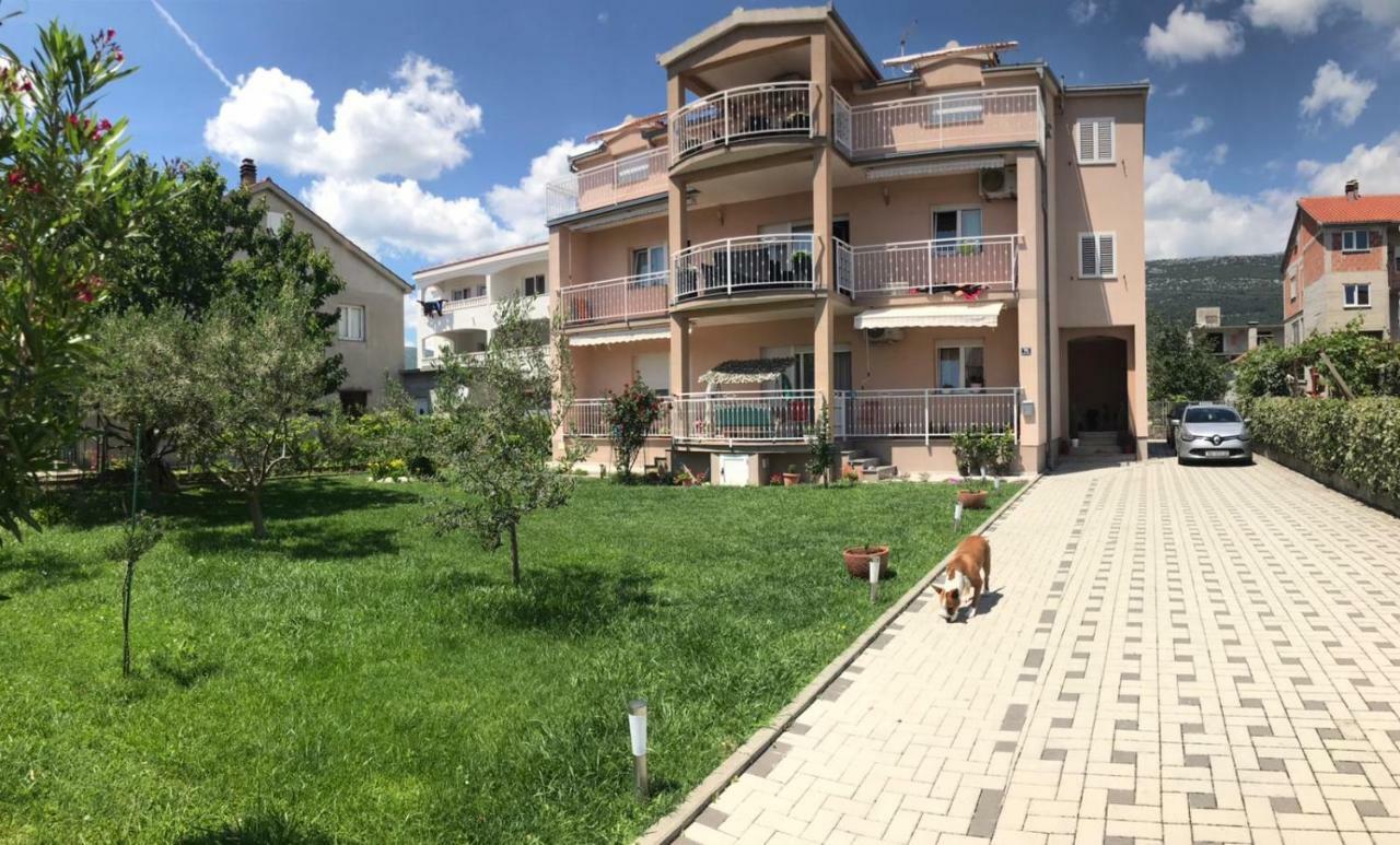Apartment Aurora คาชเตลา ภายนอก รูปภาพ